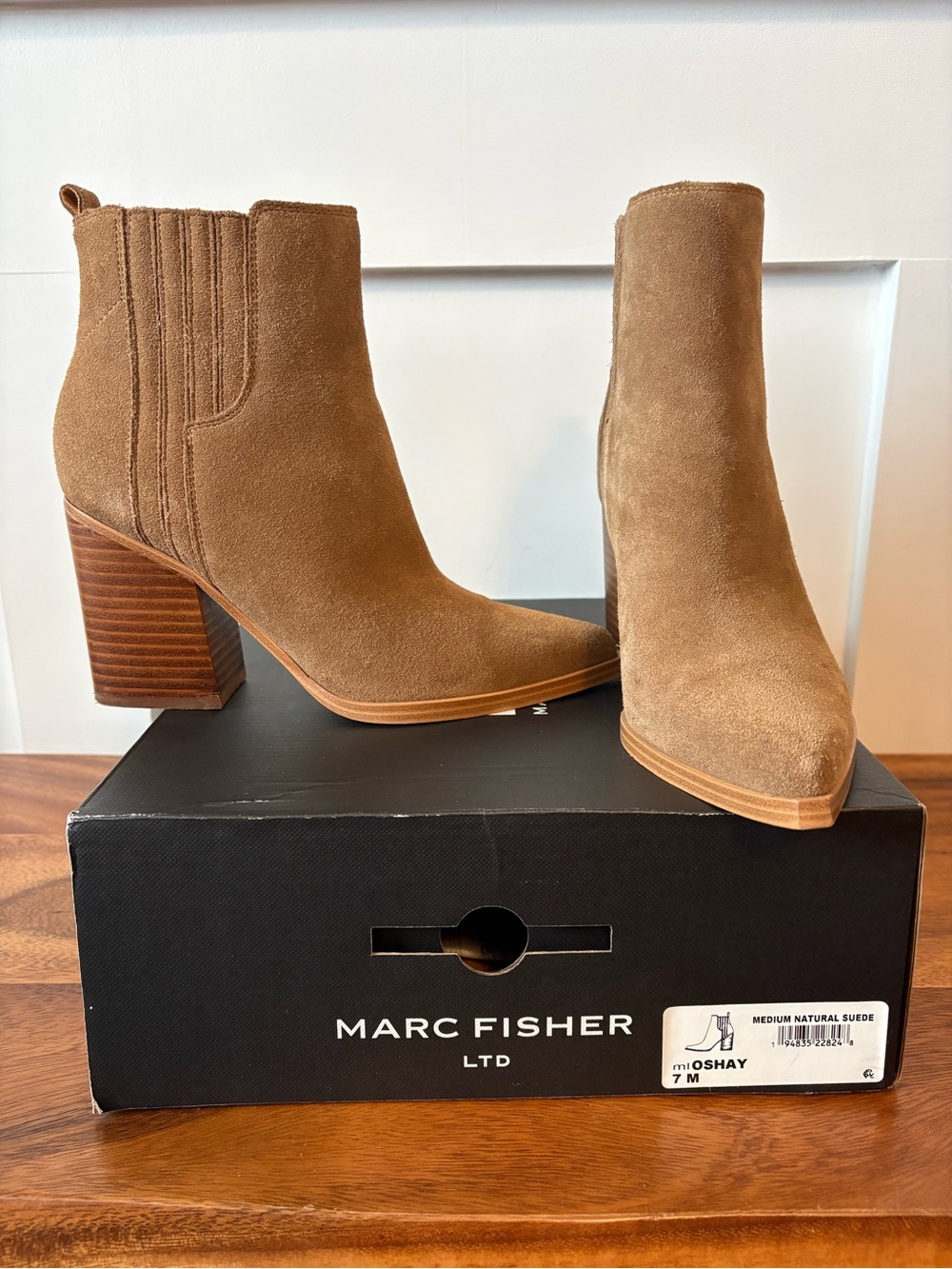 Marc Fisher Tan Suede Pointed Toe Ankle Boots EUC